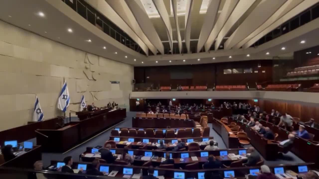 Los legisladores de la Knesset aprobaron un trío de proyectos de ley destinados a cerrar la UNRWA