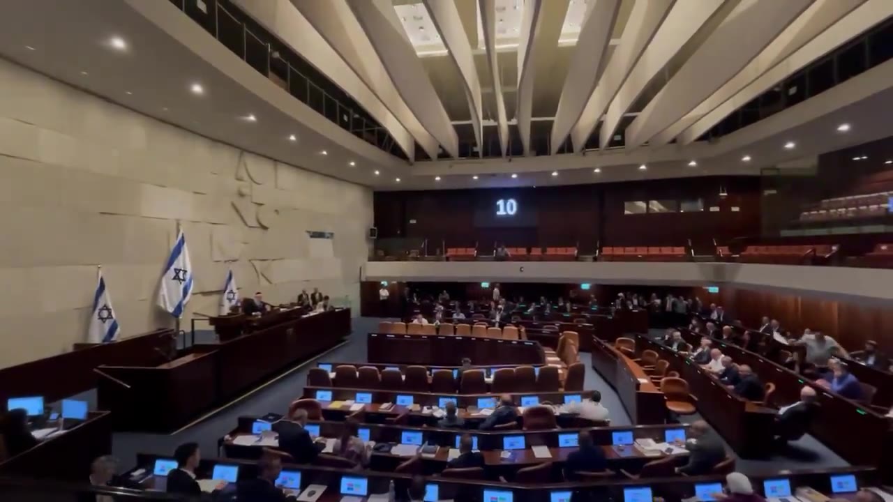 Los legisladores de la Knesset aprobaron un trío de proyectos de ley destinados a cerrar la UNRWA