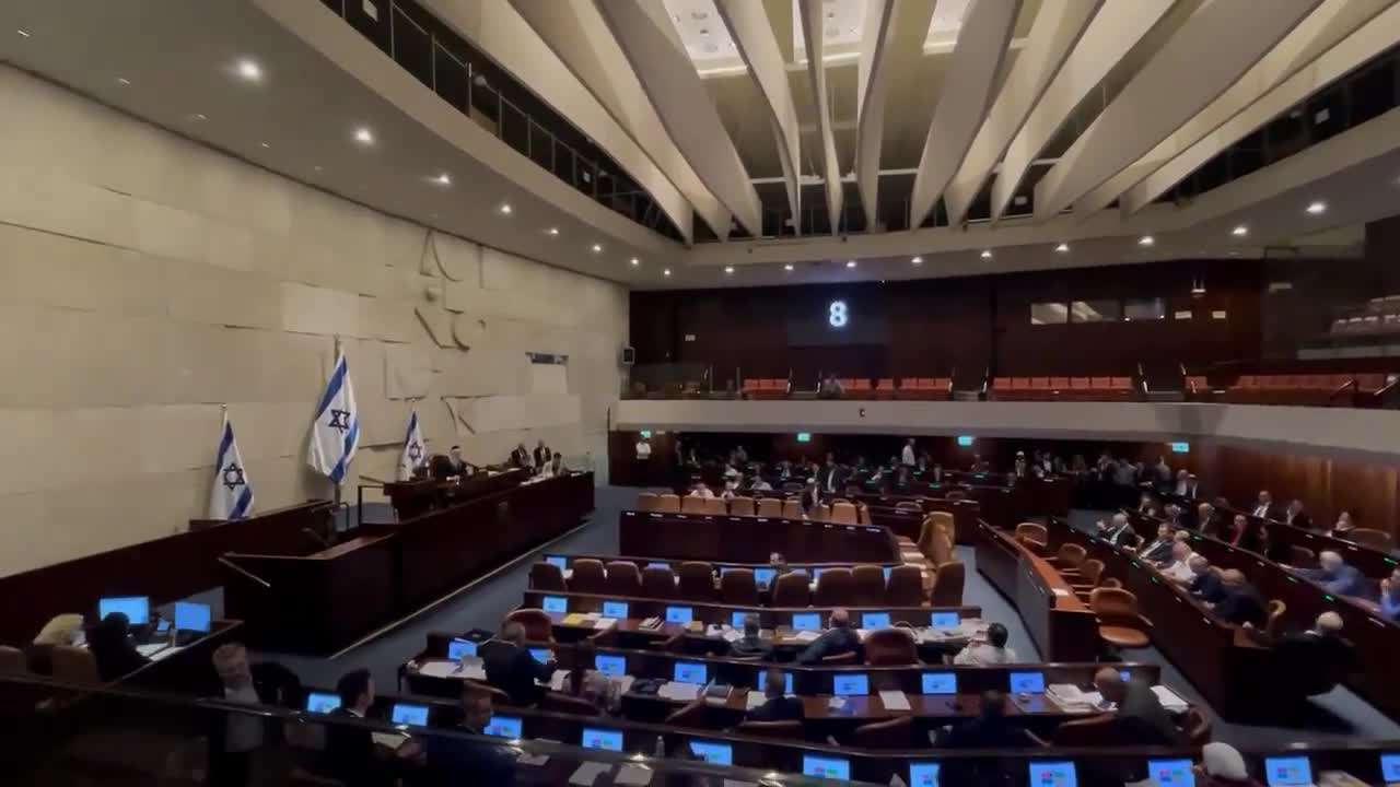 Los legisladores de la Knesset aprobaron un trío de proyectos de ley destinados a cerrar la UNRWA