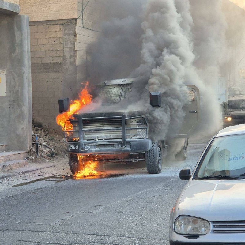 Une information faisant état d'un véhicule militaire qui a pris feu après avoir été touché par un cocktail Molotov dans le village d'Artas, dans la région de Bethléem.