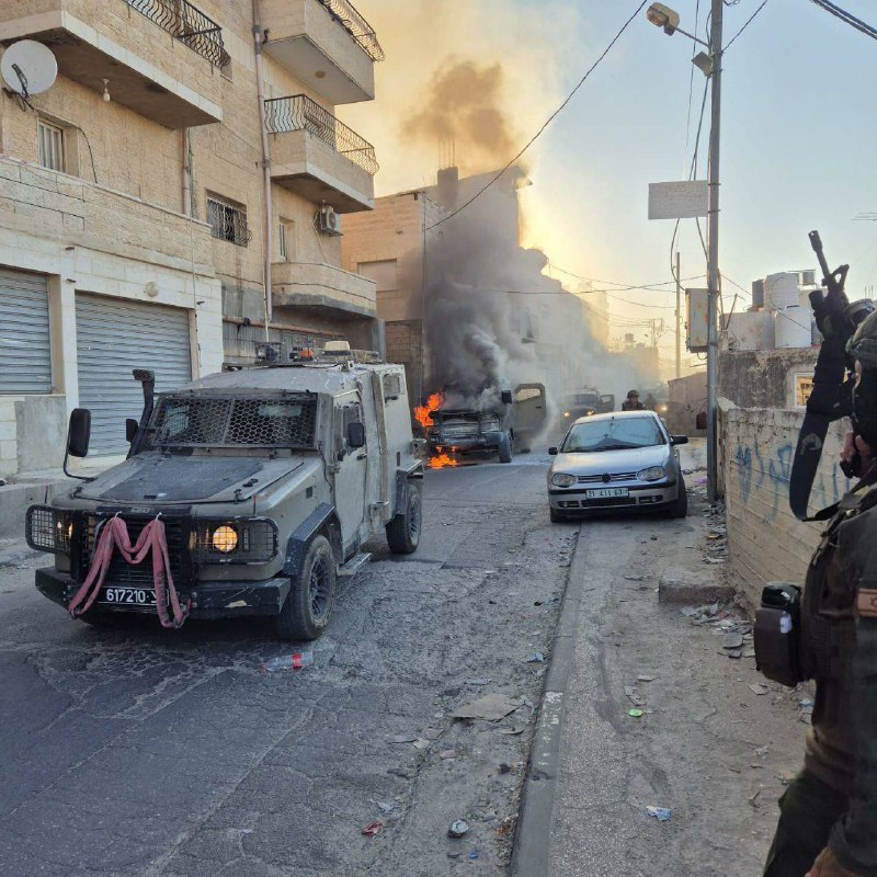 A report of a military vehicle that caught fire after being hit by a Molotov cocktail in the village of Artas in the Bethlehem area