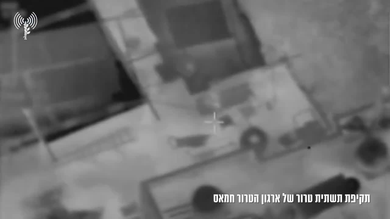 Plus de 60 cibles ont été touchées par des avions de combat, des hélicoptères d'attaque et des drones de l'armée de l'air israélienne dans la bande de Gaza au cours de la dernière journée, a indiqué l'armée, alors que les troupes terrestres poursuivent leurs opérations à Khan Younis, Rafah et dans la région du corridor de Netzarim. À Khan Younis, l'armée israélienne affirme que les troupes de la 98e division ont tué de nombreux hommes armés et détruit une cinquantaine de sites appartenant à des groupes terroristes au cours de la journée écoulée