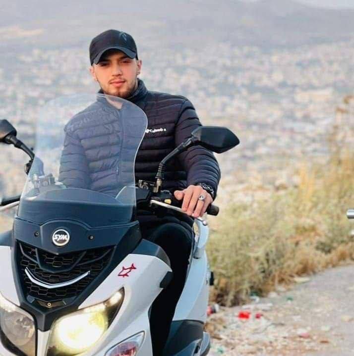 Israeli security forces arrest young Tamer Al-Saber from the city of Nablus at dawn today