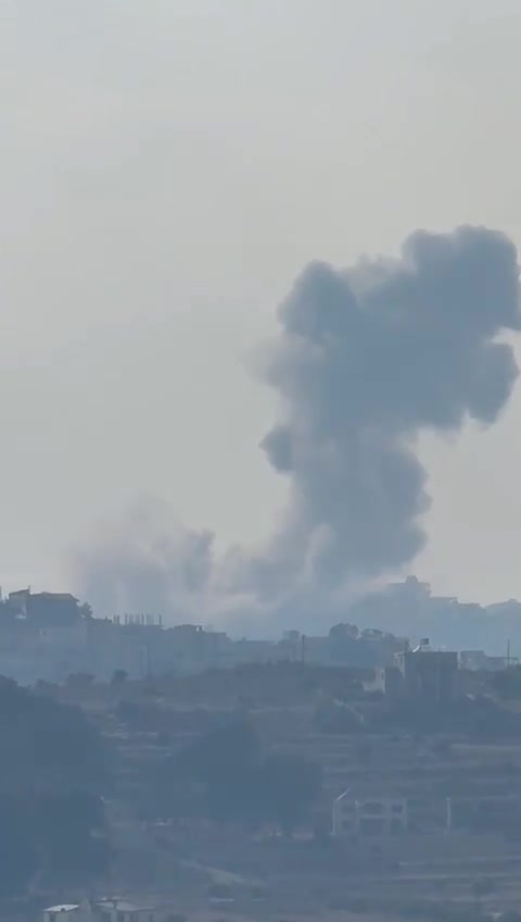 IDF air strike in Ayta Ash Shab