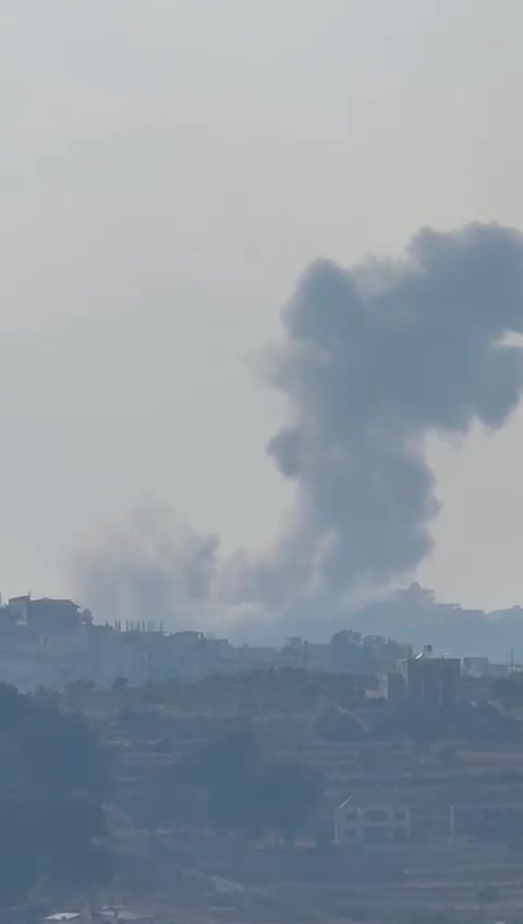 IDF air strike in Ayta Ash Shab