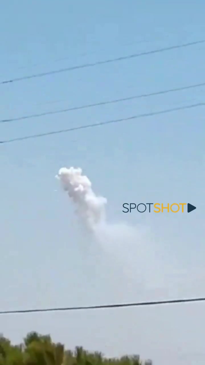 Israeli bombing with incendiary ammunition on Wazzani, southern Lebanon