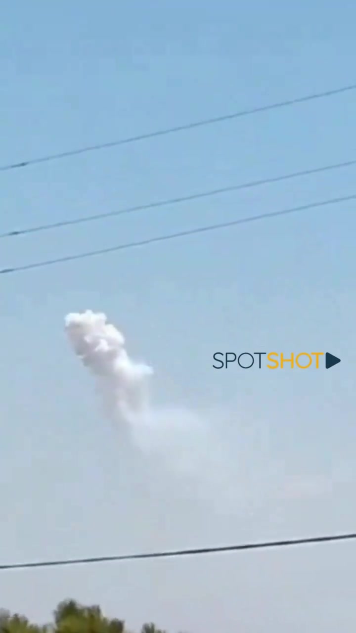 Israeli bombing with incendiary ammunition on Wazzani, southern Lebanon