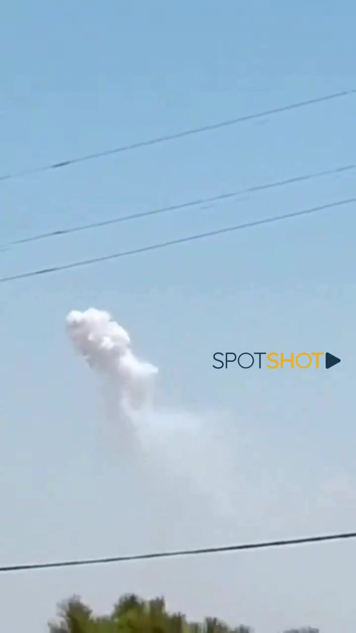 Israeli bombing with incendiary ammunition on Wazzani, southern Lebanon