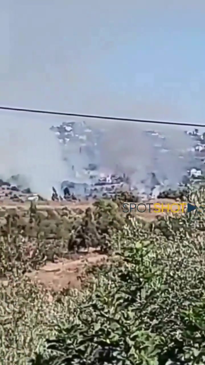 L'armée israélienne cible la périphérie ouest de la ville de Talusah avec des obus incendiaires