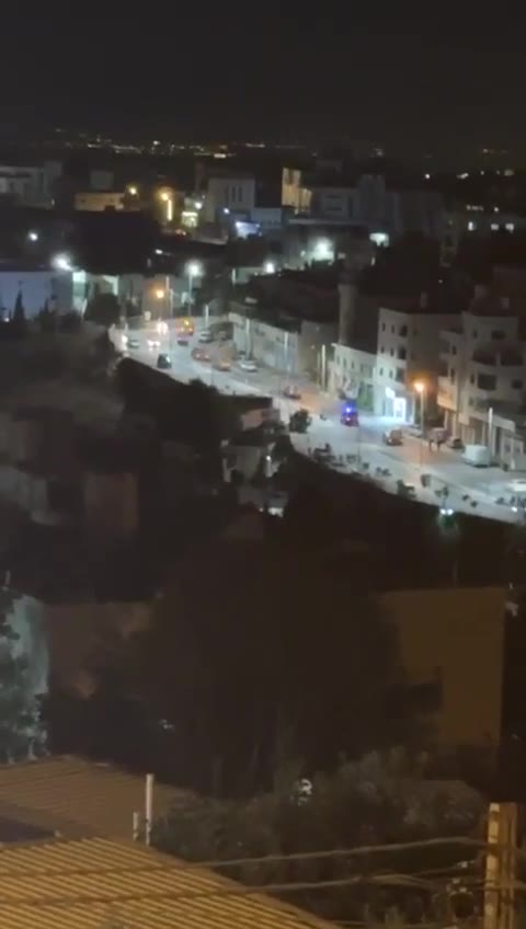 Large Israeli security forces operation at the site of the car explosion in the city of Hebron