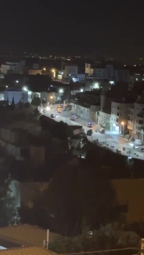 Large Israeli security forces operation at the site of the car explosion in the city of Hebron