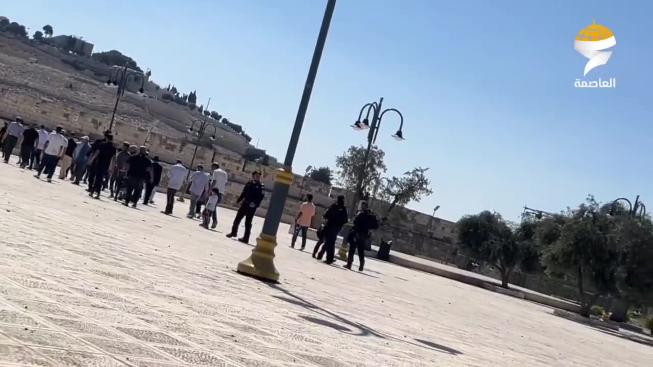 Settler groups storm the Al-Aqsa Mosque under the protection of forces.