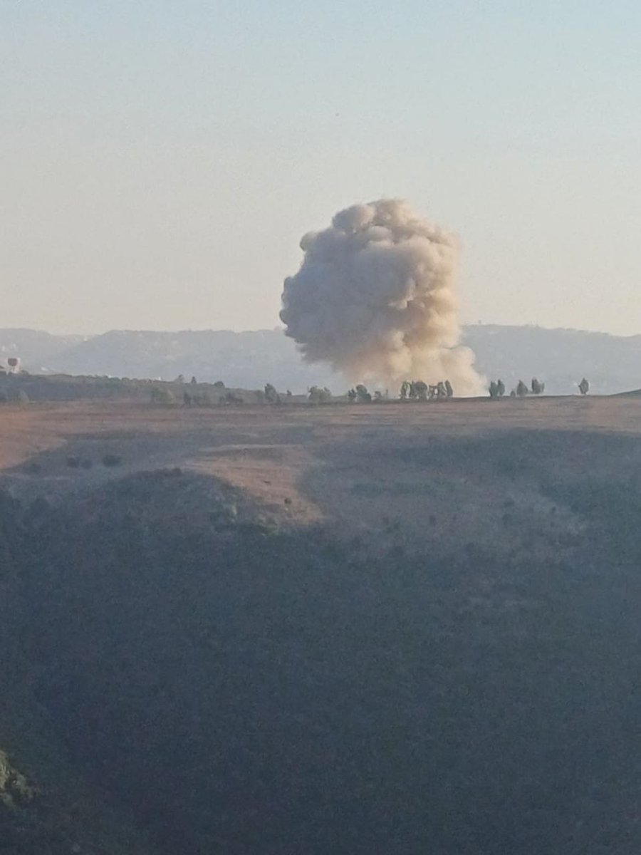 Hava kuvvetleri, Güney Lübnan'daki Deir Siryan kasabasının dış mahallelerine ikinci saldırıyı başlattı