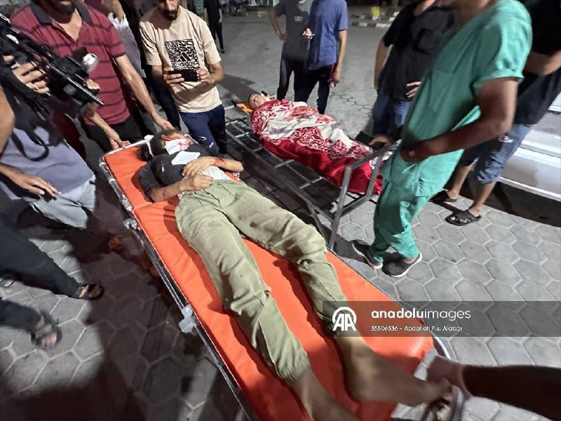 Dead and injuries among children as a result of the bombing of a house in the Nuseirat camp in the central Gaza Strip