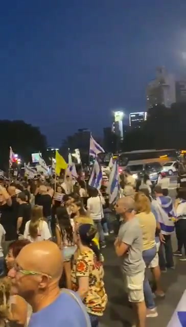 Tysiące protestujących w Beer Szewie domaga się ugody w sprawie zakładników