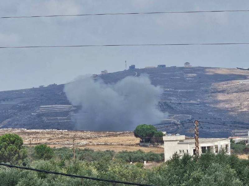 Israeli army air strike in Kounine earlier this hour