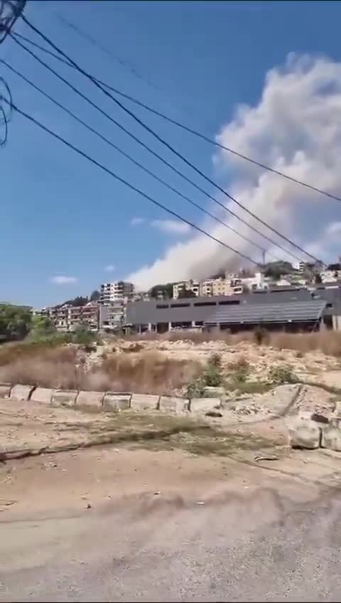 Una redada tuvo como objetivo el barrio de Kassar Zaatar en la ciudad de Nabatieh, en la carretera principal a Zebdine.