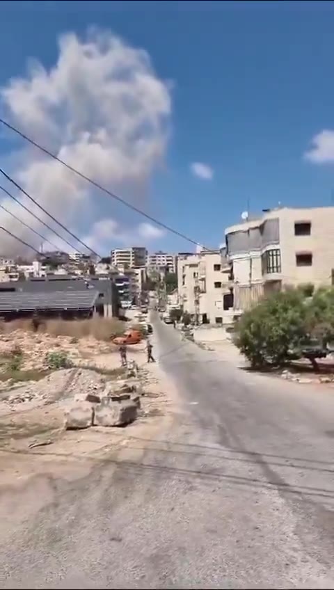 Un raid a ciblé le quartier Kassar Zaatar de la ville de Nabatieh sur la route principale menant à Zebdine