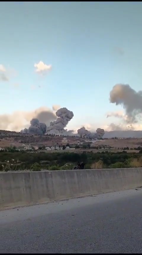 Libanese media melden een reeks Israëlische luchtaanvallen in het Mahmoudiyeh-gebied, ongeveer 10 km ten noorden van Metula.