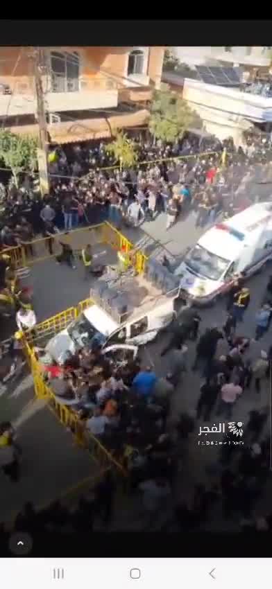 Explosión de dispositivos inalámbricos en Líbano. Una persona parece haber resultado herida en un funeral de Hezbollah