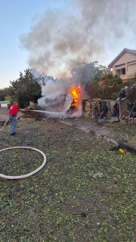 Impact direct à Moreshet, dans la région de Misgav. Aucun blessé n'a été signalé.