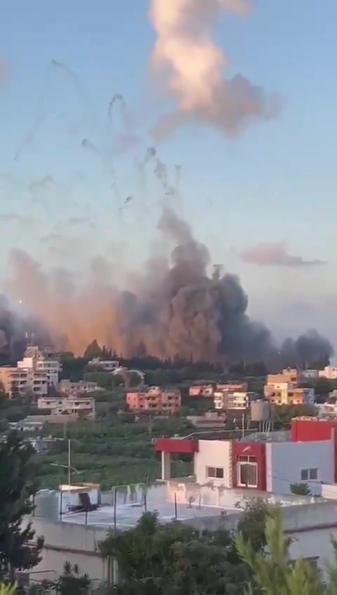 Brutalny atak na miasto Zawtar w południowym Libanie