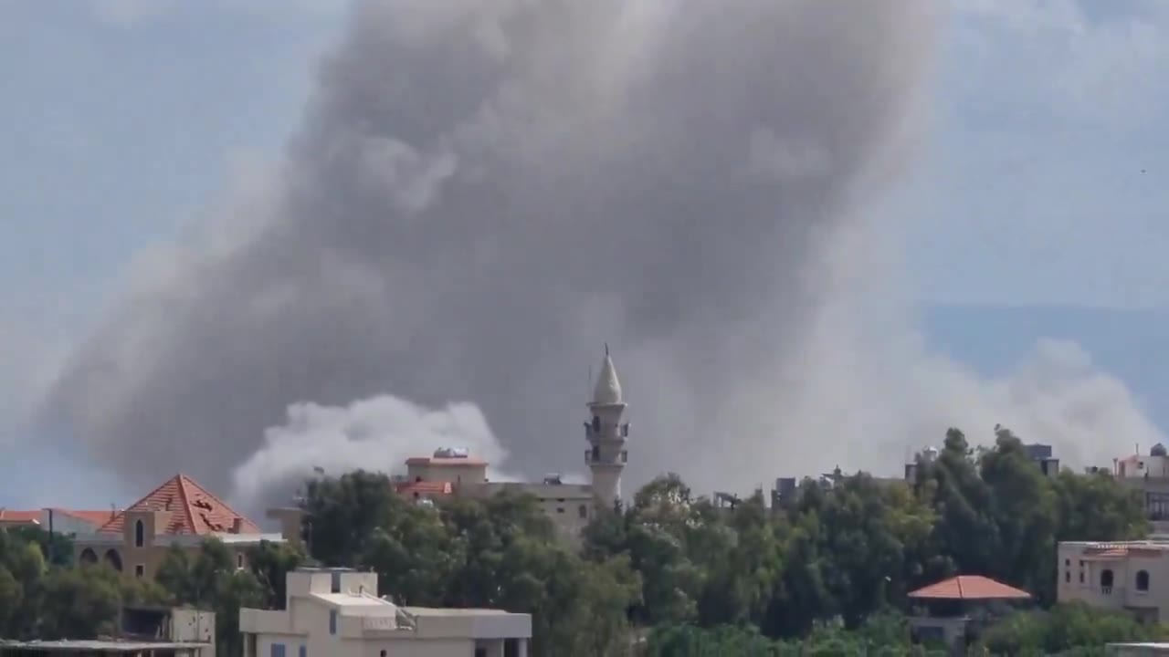 Israelische Armee führt Angriffe auf die Städte Aitaroun und Blida im Südlibanon durch