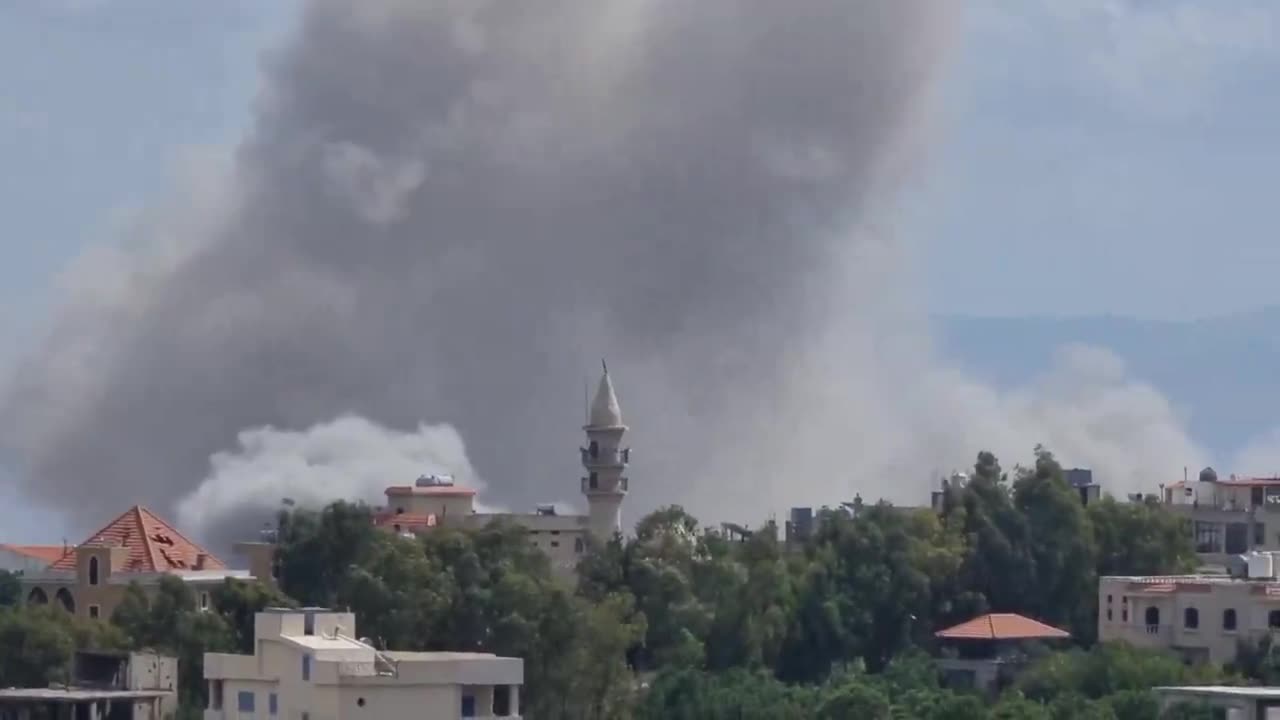 Israelische Armee führt Angriffe auf die Städte Aitaroun und Blida im Südlibanon durch