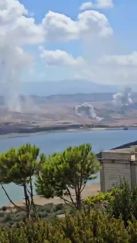 O perímetro do lago e da barragem de Qaraoun, no oeste de Bekaa, foram alvos de ataques aéreos