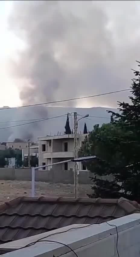 Israeli army air strike in Douris, Bekaa governorate