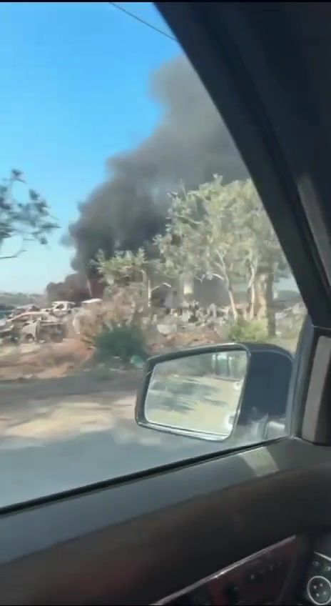 Areas between Baisariyeh and Qaaqaaiyet El Snoubar, after Israeli army air strikes