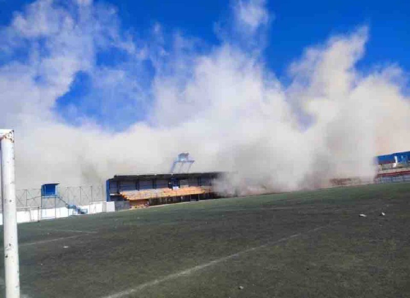 Vermoedelijk een luchtaanval van het Israëlische leger nabij een stadion in Nabi Chit, gouvernement Bekaa