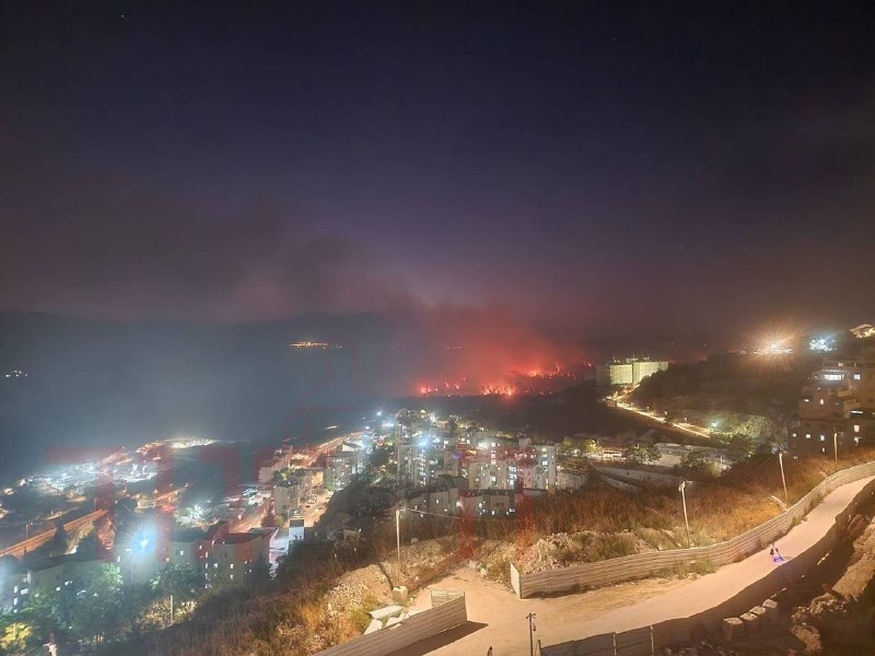 Incêndios causados por impactos em áreas abertas perto de Tzfat