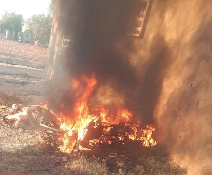 Un reportage au Liban sur une attaque contre une moto dans la région de Harmel au Liban