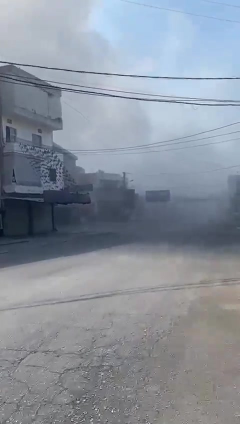 İsrail'in Zabadani'yi bombalaması