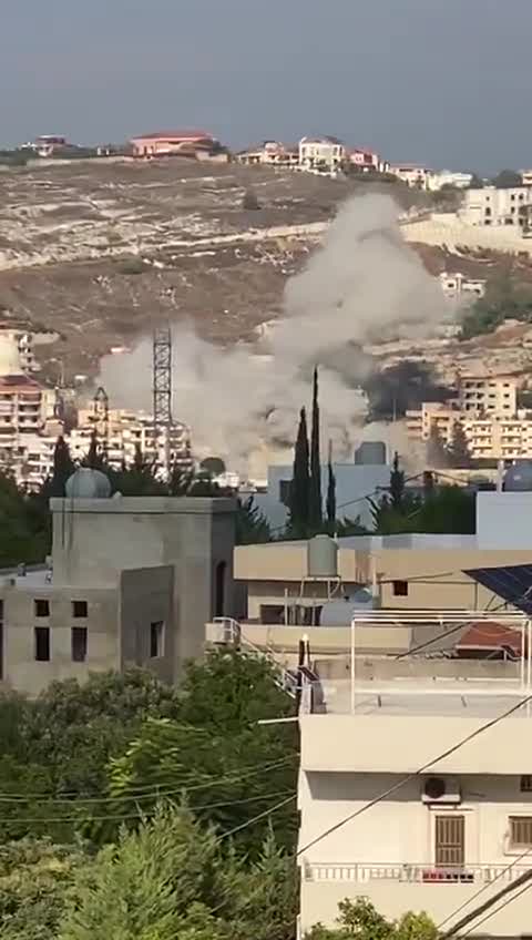 Destruction after raids in Ain el-Delb near Sidon