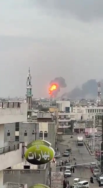 More footage from the alleged Israeli strike on Hodeidah