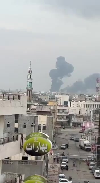 More footage from the alleged Israeli strike on Hodeidah