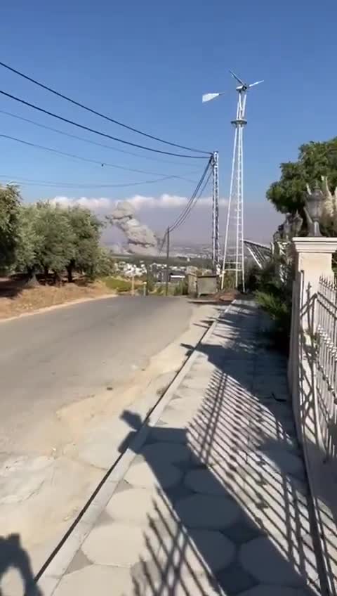 Israeli raid at the direction of Niha Plain