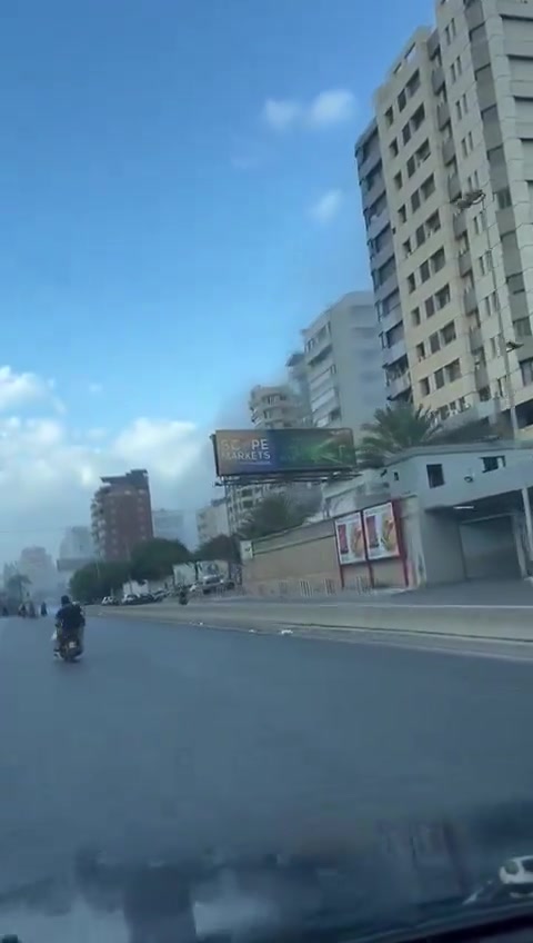 El ejército israelí lanzó un ataque contra un edificio en las cercanías del Hospital Al-Zahraa en la capital, Beirut.