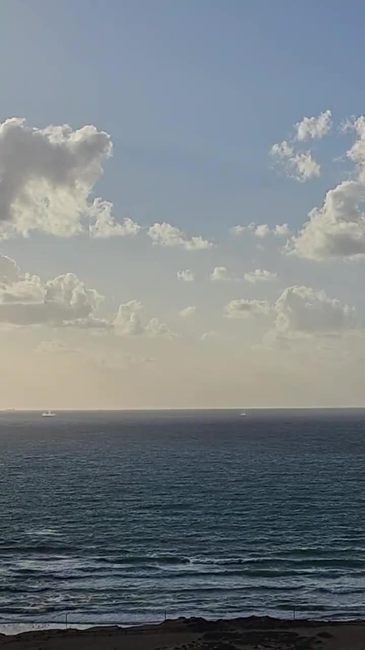 Impacts in the sea near Netanya
