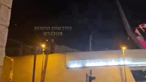 Dozens of Ballistic Missiles seen in the Sky over Jerusalem