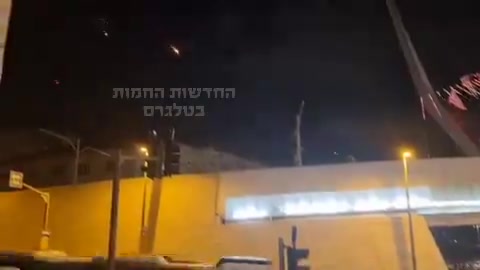 Dozens of Ballistic Missiles seen in the Sky over Jerusalem