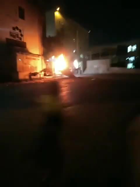 Eine aus dem Iran abgefeuerte Rakete fiel mitten in der Sahab-Region in der jordanischen Hauptstadt Amman