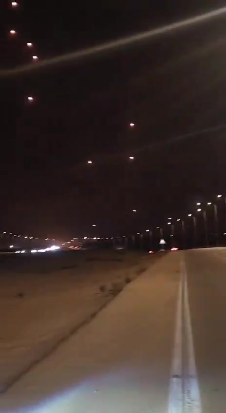 More footage from the Iranian ballistic missile attack on Israel