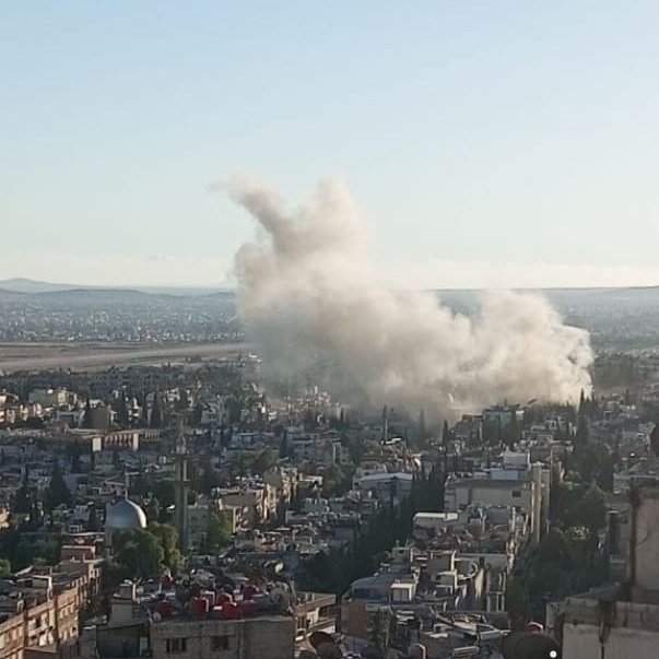 Damas il y a quelques instants après une frappe aérienne israélienne. Syrie. Des explosions ont été entendues à Damas alors que des informations font état d'une attaque israélienne