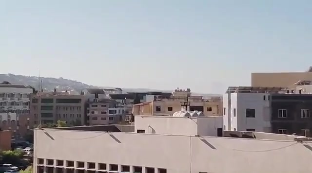 Vídeo: Ataque israelense tem como alvo a área de Zahrani no sul do Líbano