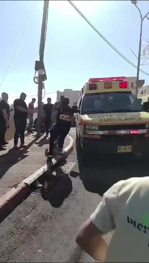 Nach dem Raketenangriff auf die Region Deir al-Assad um 14:10 Uhr wurden 49 Verletzte in das Galilee Medical Center in Nahariya evakuiert.