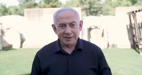 Premier Netanyahu bezocht de grens met Libanon en hield een situationele beoordelingsvergadering met het Noordelijk Commando: Jullie zijn de helden van glorie, leeuwen, die slag na slag toebrengen aan onze vijanden. Jullie zijn de generatie van overwinnaars