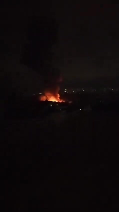 Vidéo : Raids très violents dans le quartier Sainte-Thérèse au sud de Beyrouth